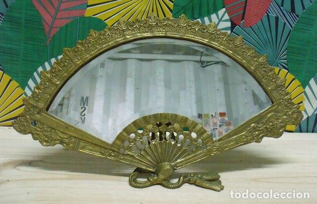 Antig&uuml;edades: Antiguo Abanico Espejo Bronce - Foto 1