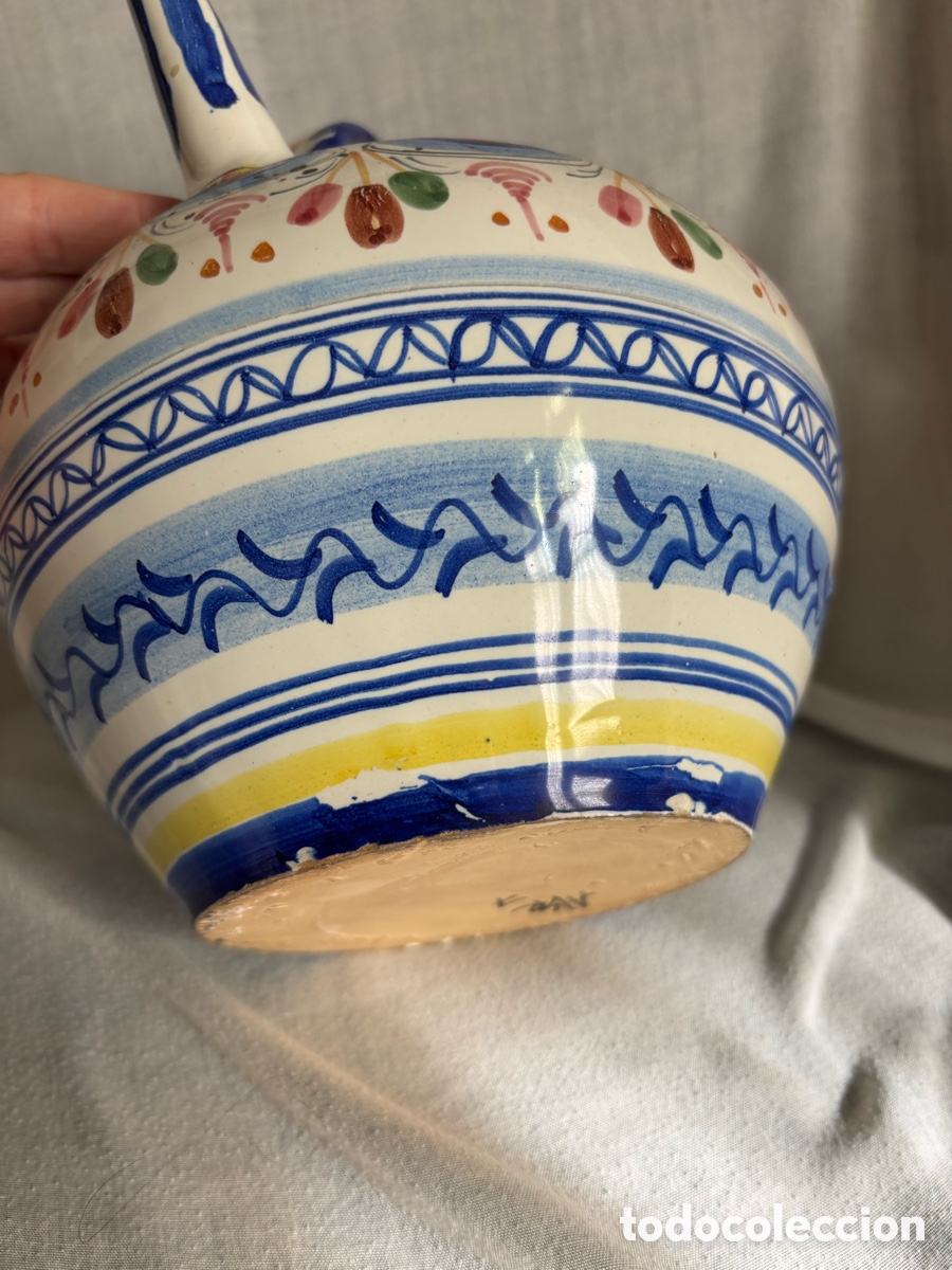 Antig&uuml;edades: Botijo Talavera. 18cm x17cm - Foto 5