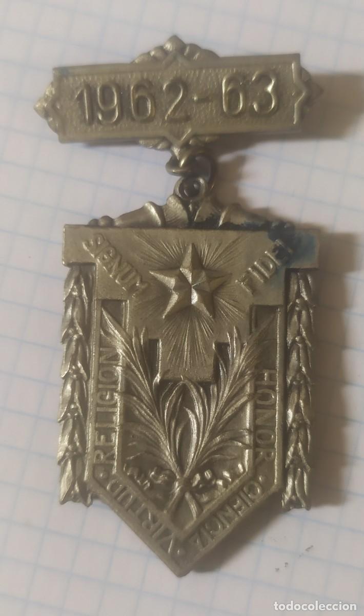 Antig&uuml;edades: Medalla religiosa, 1962-63 - Foto 1