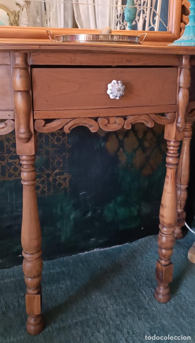 Antig&uuml;edades: Mueble recibidor antiguo con espejo. - Foto 10