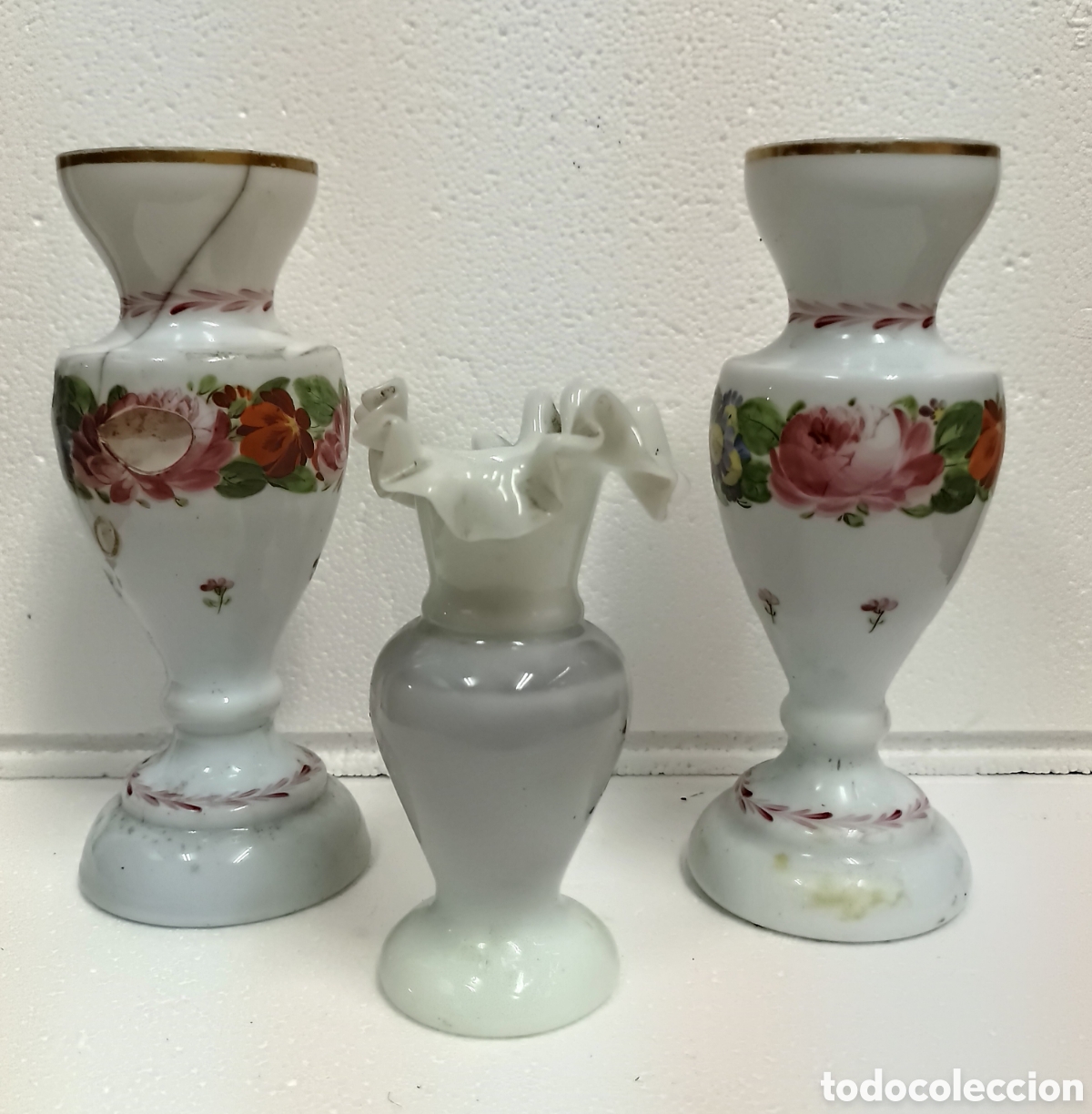 Antig&uuml;edades: CONJUNTO DE JARRONES DE OPALINA DE LA GRANJA,SIGLO XIX - Foto 2