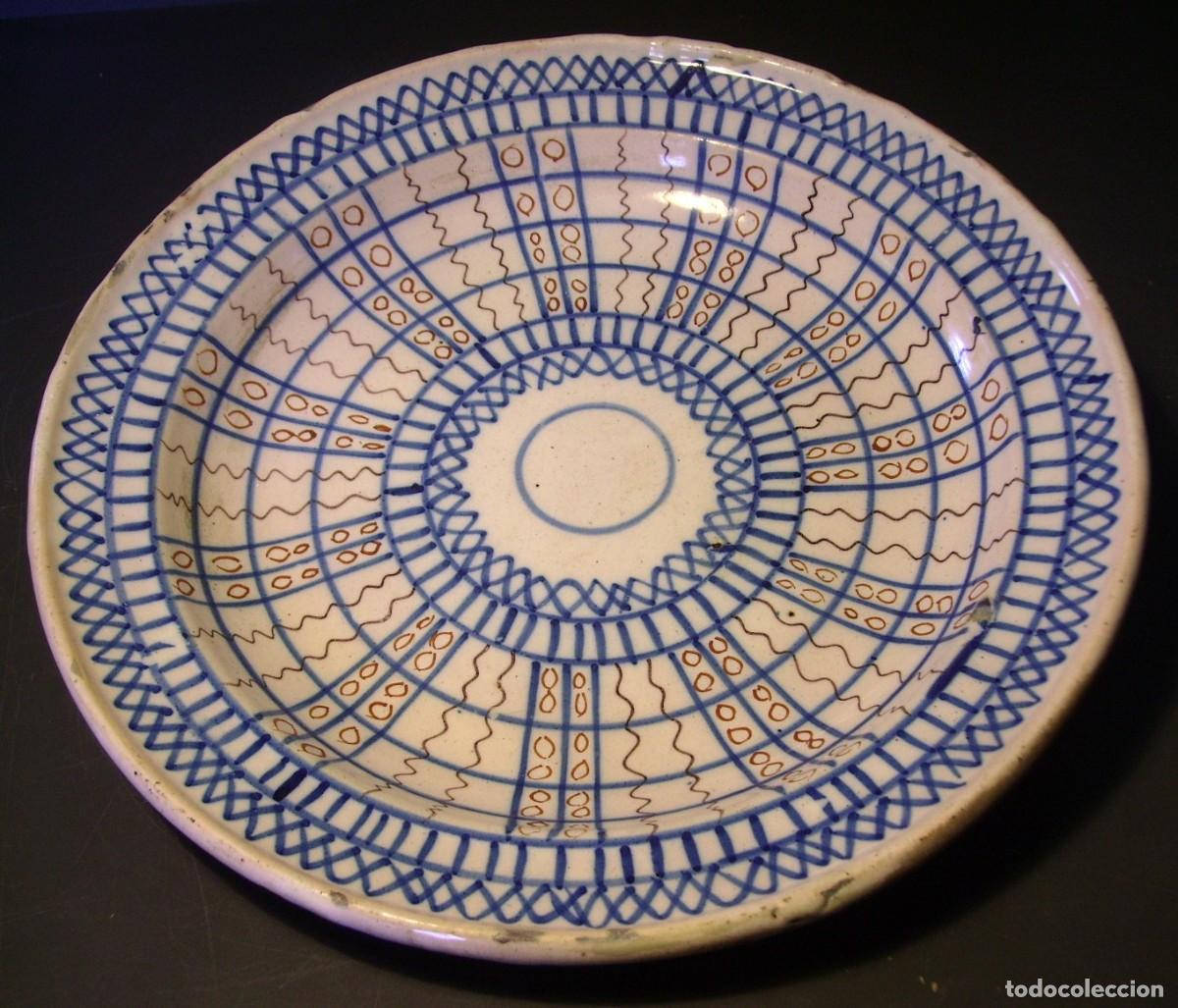 Antig&uuml;edades: PLATO CER&Aacute;MICA DE MANISES XIX - Foto 2