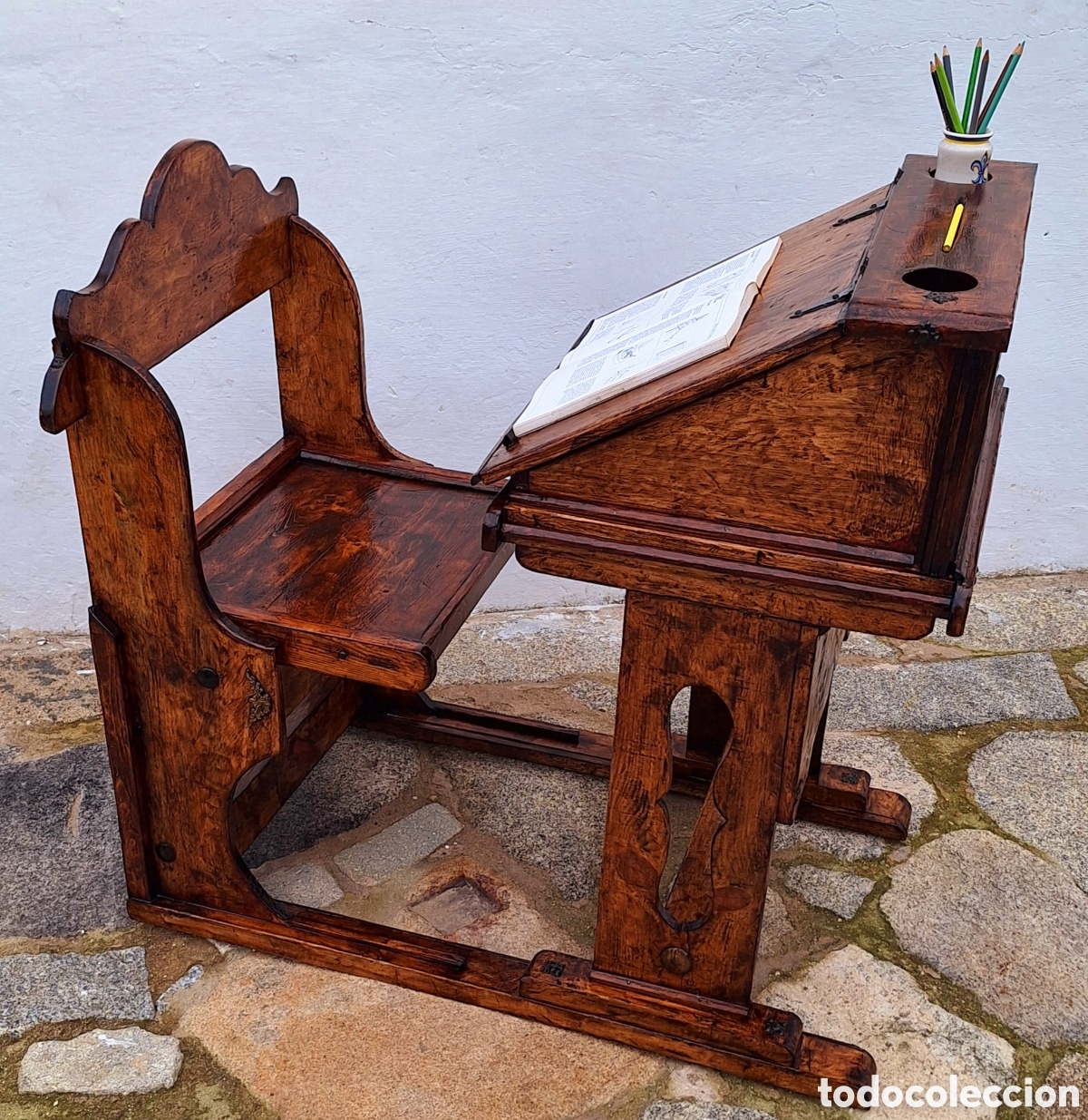 Antig&uuml;edades: Pupitre de de escuela de madera - Foto 1