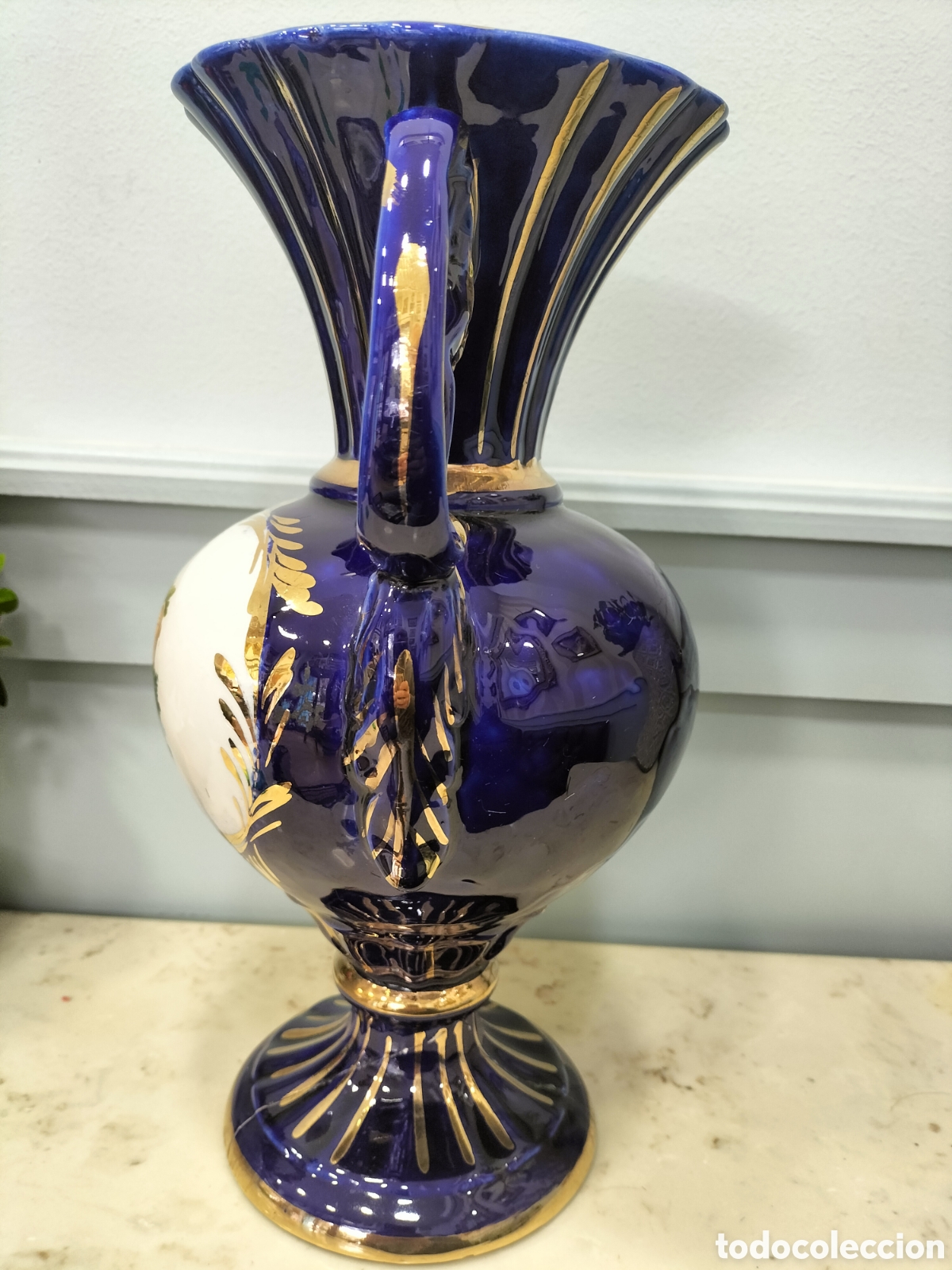 Antig&uuml;edades: Antiguo jarr&oacute;n azul y dorado 31cm - Foto 2