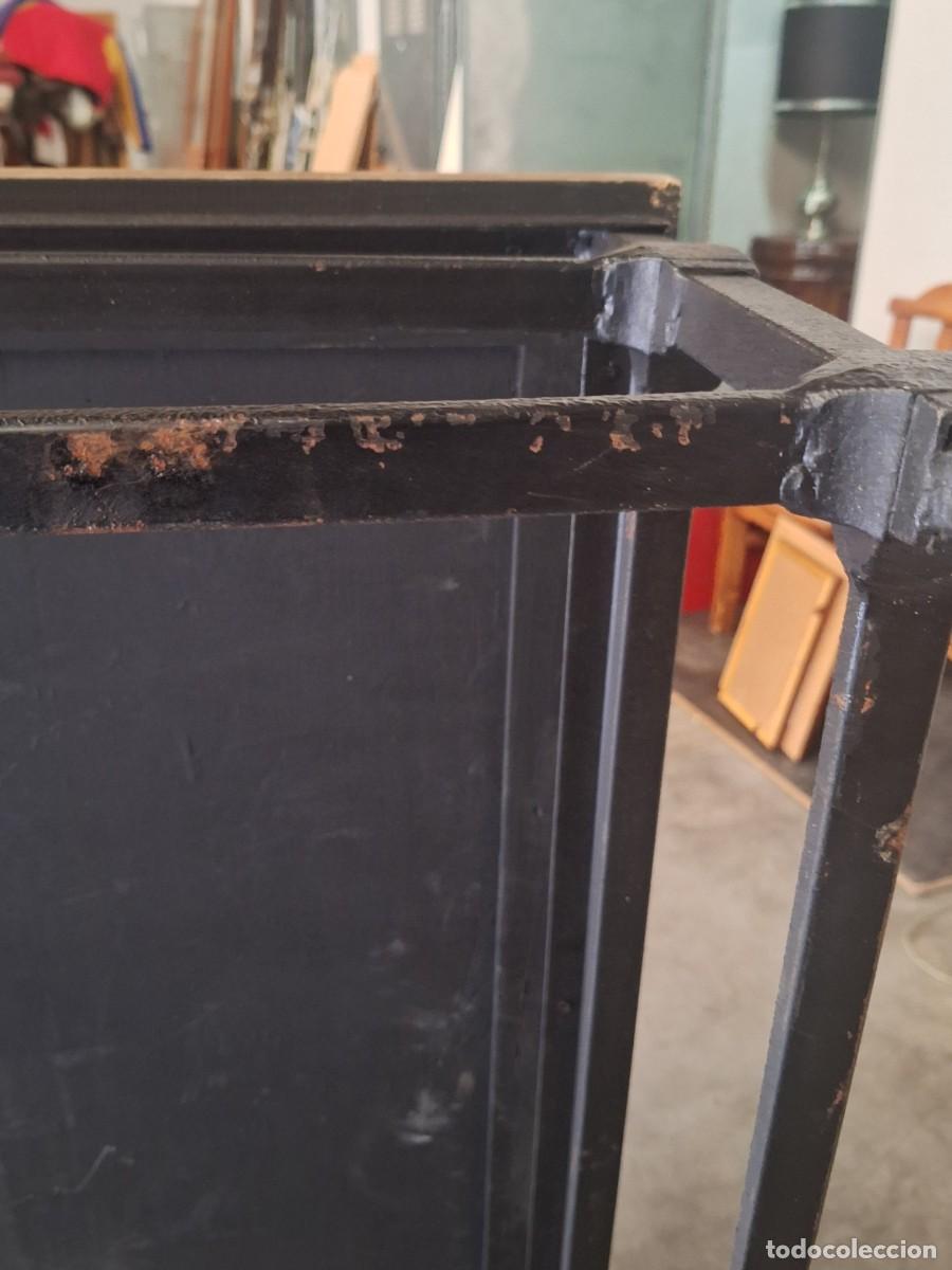 Antig&uuml;edades: Mesa baja rectangular de centro en metal y olmo macizo - Foto 8