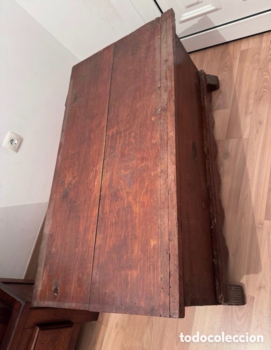Antig&uuml;edades: Ba&uacute;l Antiguo De 200 A&ntilde;os - Foto 1