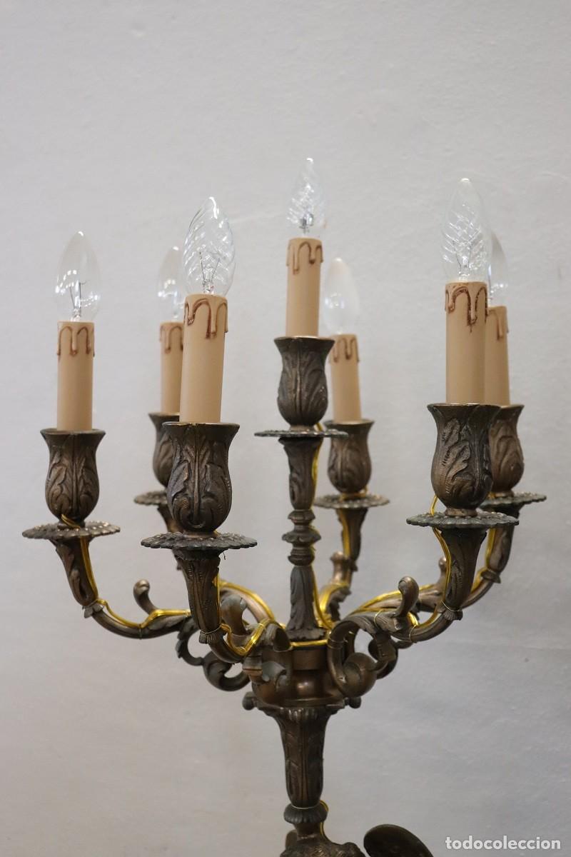 Antig&uuml;edades: L&aacute;mparas de mesa de bronce de 7 luces, finales del siglo XIX - Foto 8