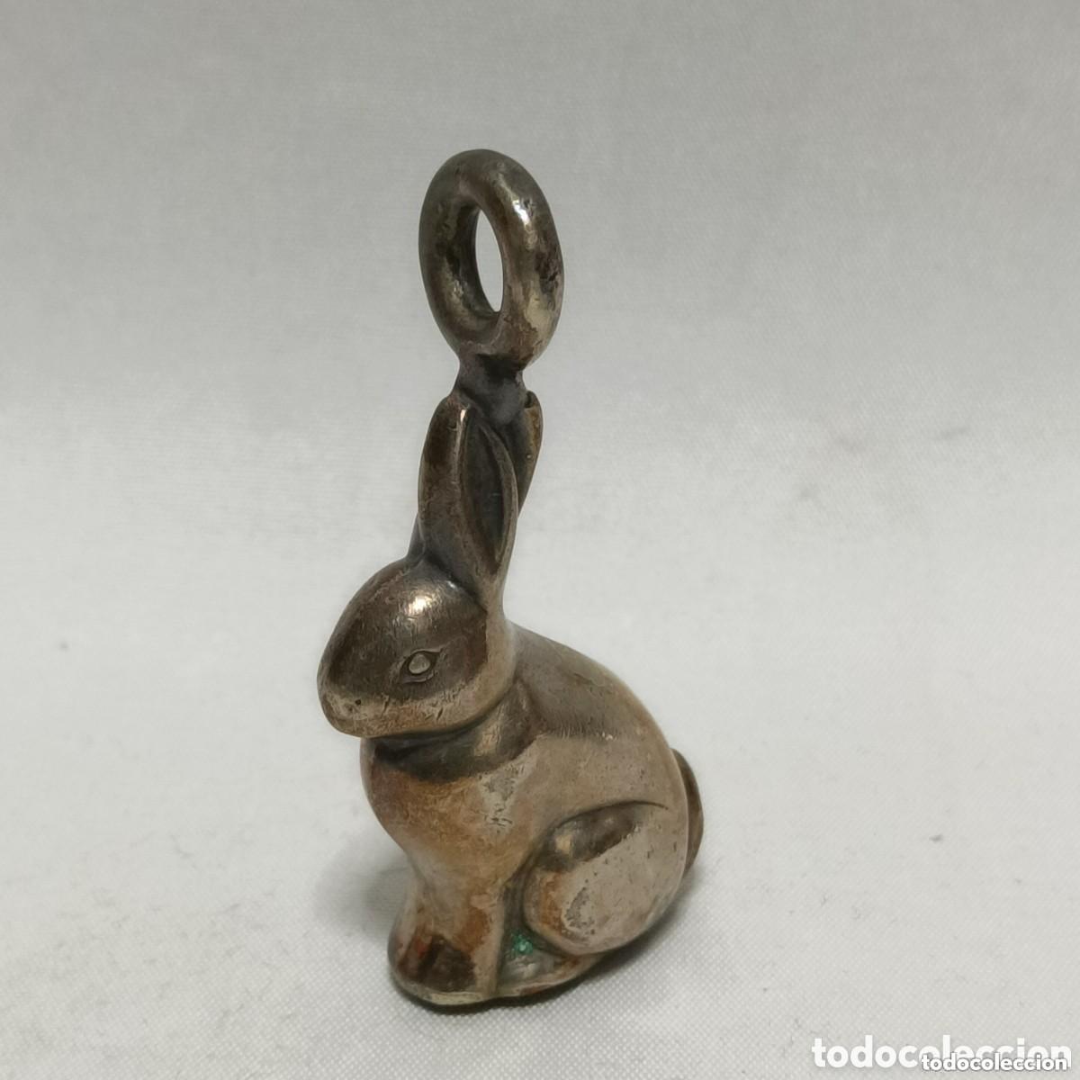 Antig&uuml;edades: Sonajero antiguo con forma de Conejo - Foto 1
