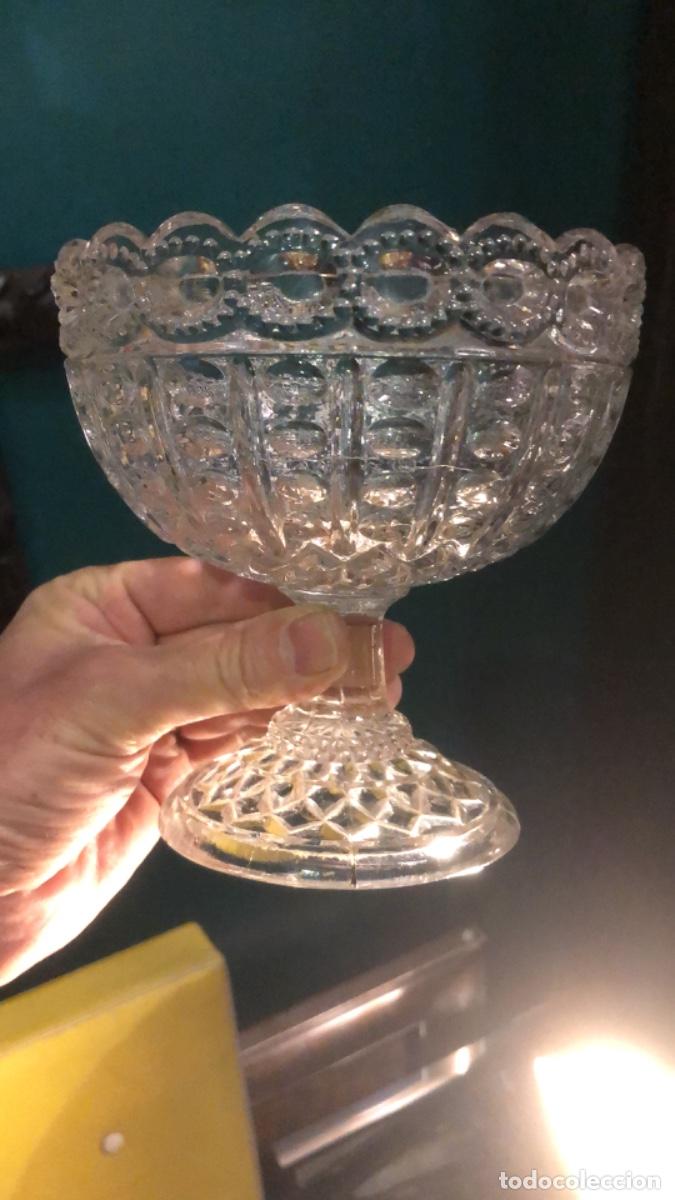 Antig&uuml;edades: Frutero antiguo de cristal vidrio - Foto 2