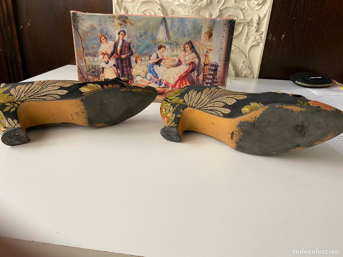 Antig&uuml;edades: 246.- Zapatos de fallera Descans - Foto 7