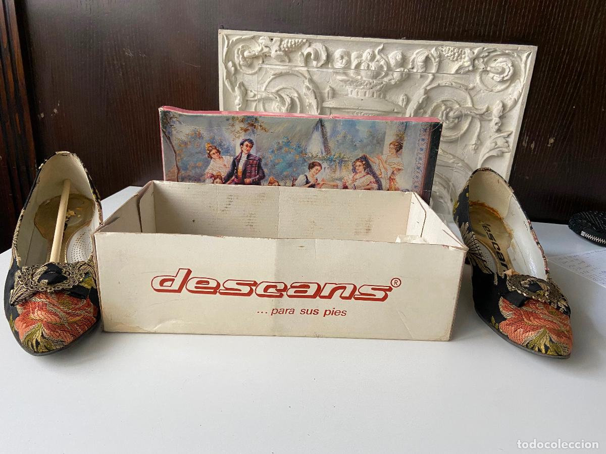 Antig&uuml;edades: 246.- Zapatos de fallera Descans - Foto 8