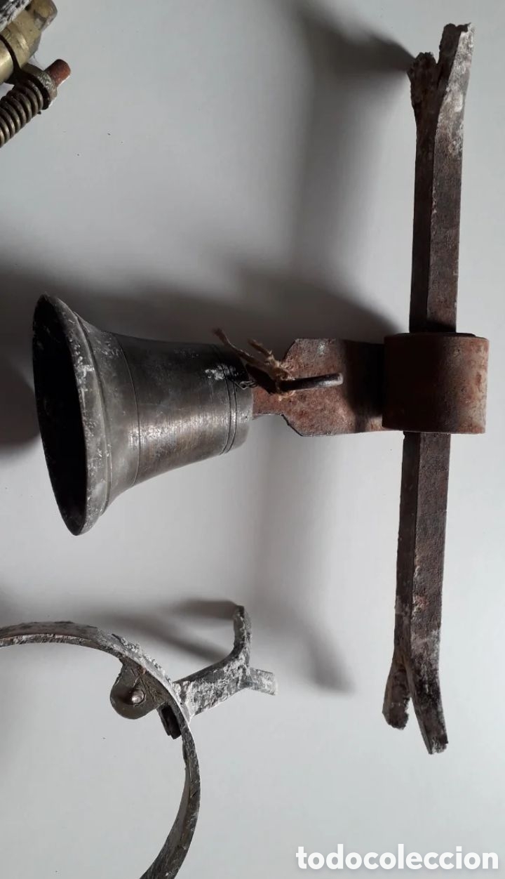Antig&uuml;edades: Llamador antiguo de bronce - Foto 2