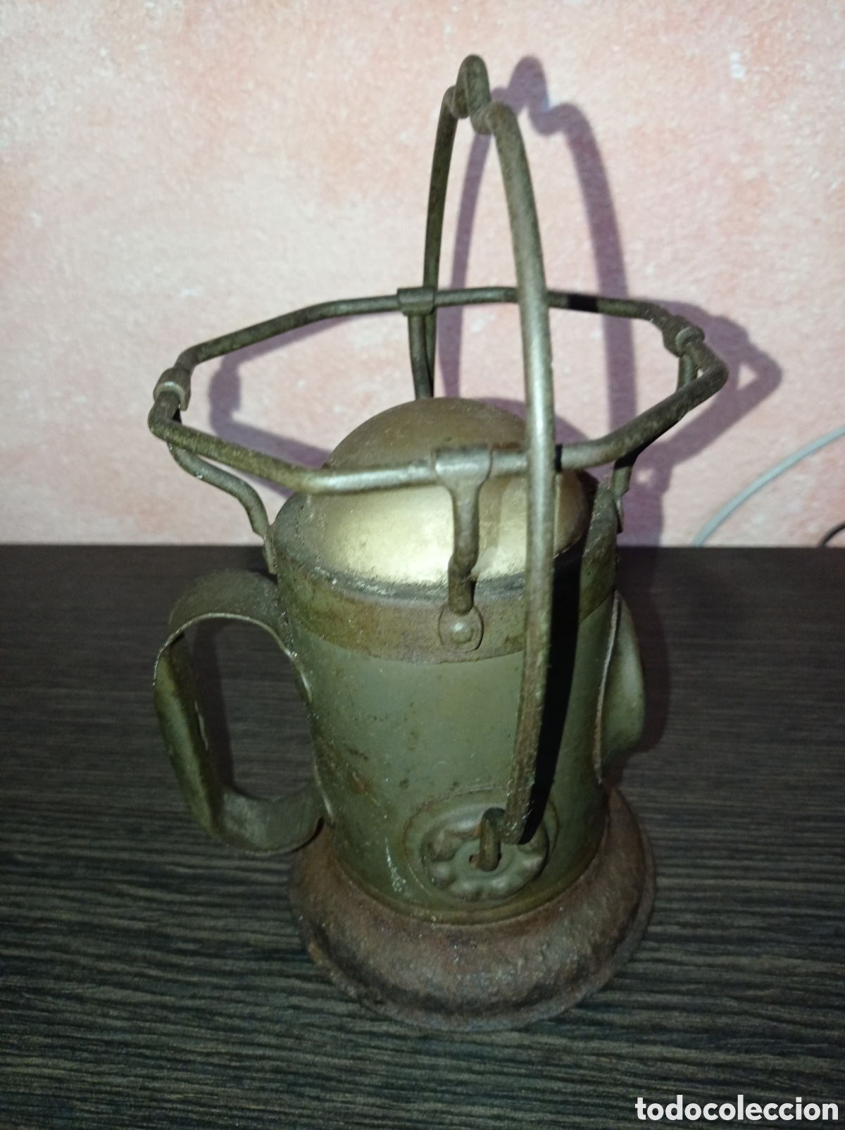 Antig&uuml;edades: Antigua linterna militar - Foto 3