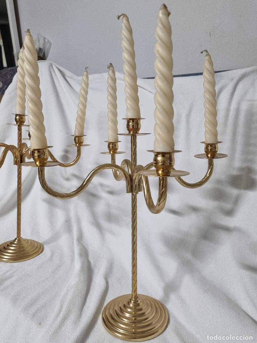 Antig&uuml;edades: JUEGO DE DOS CANDELABROS - Foto 2