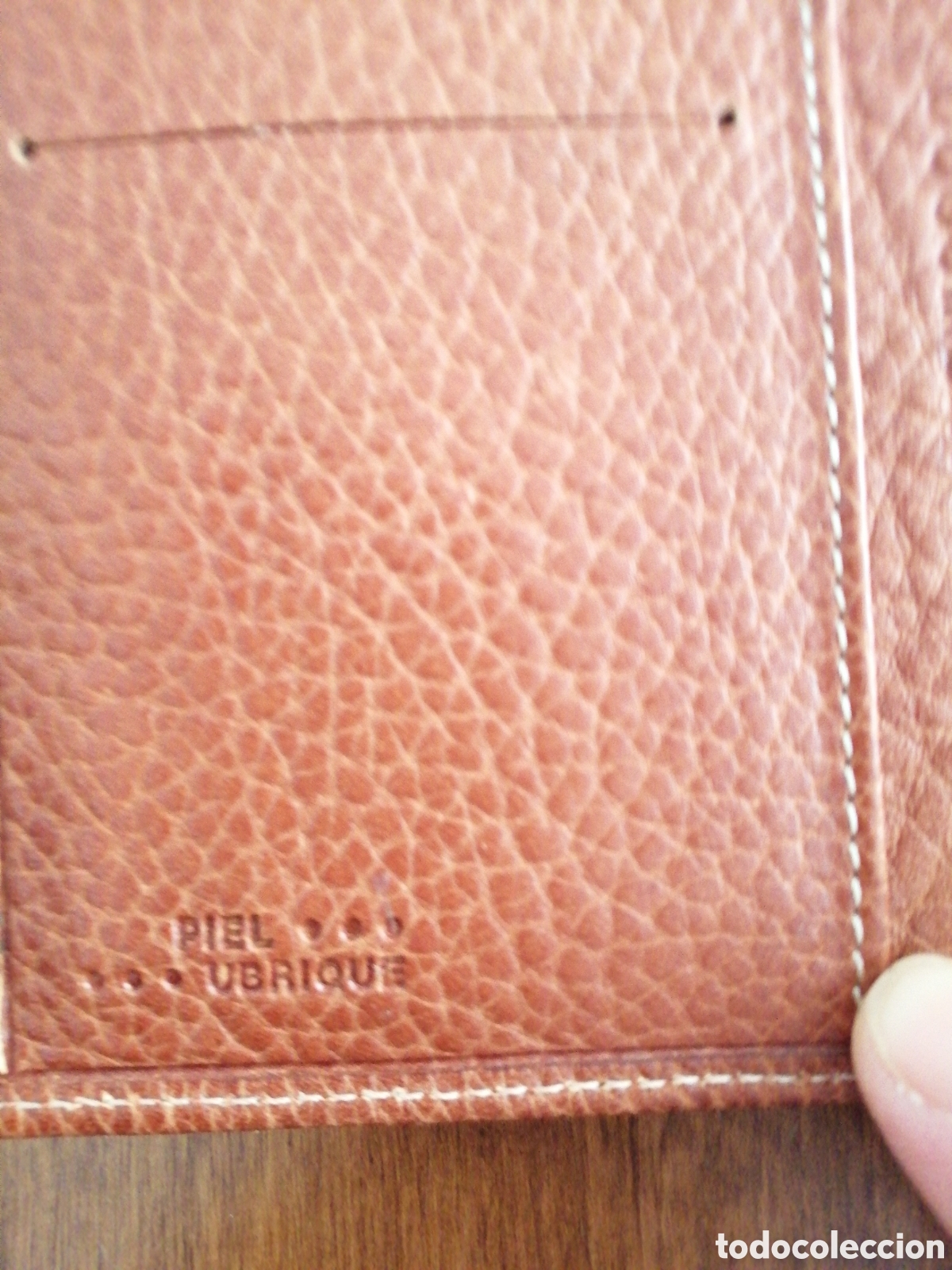 Antig&uuml;edades: Cartera Loewe piel ubrique - Foto 2