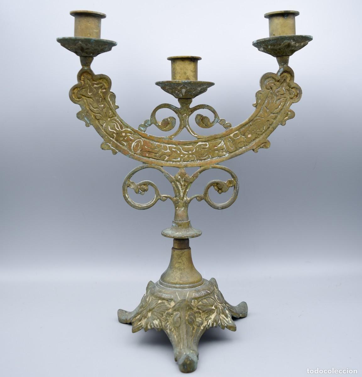 Antig&uuml;edades: Candelabro de bronce - Foto 3