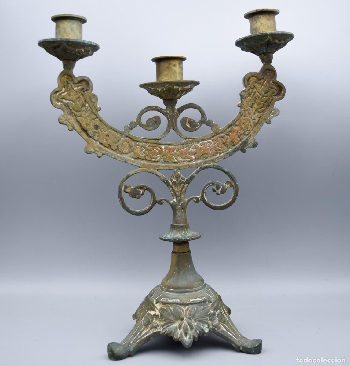 Antig&uuml;edades: Candelabro de bronce - Foto 9