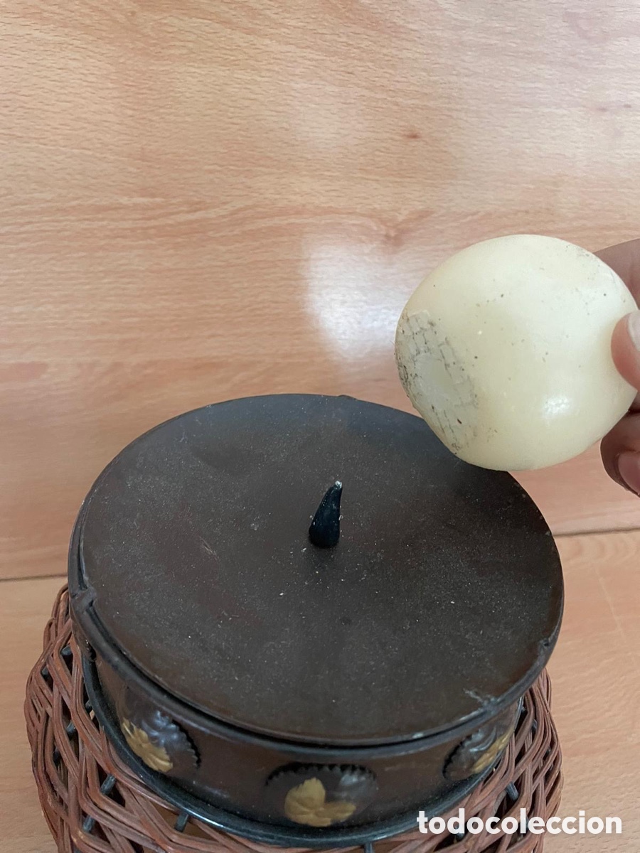 Antig&uuml;edades: Cesta de mimbre con tapa - Foto 2
