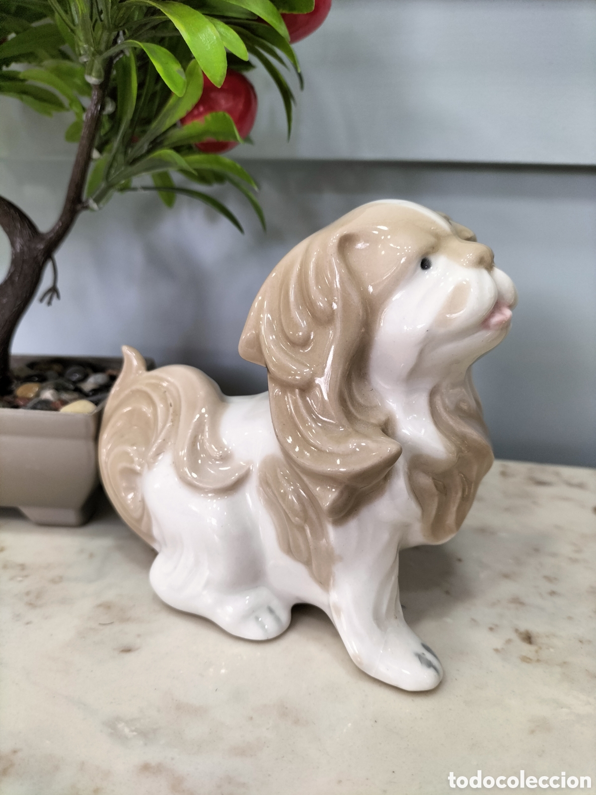 Antig&uuml;edades: Figura porcelana perro - Foto 2