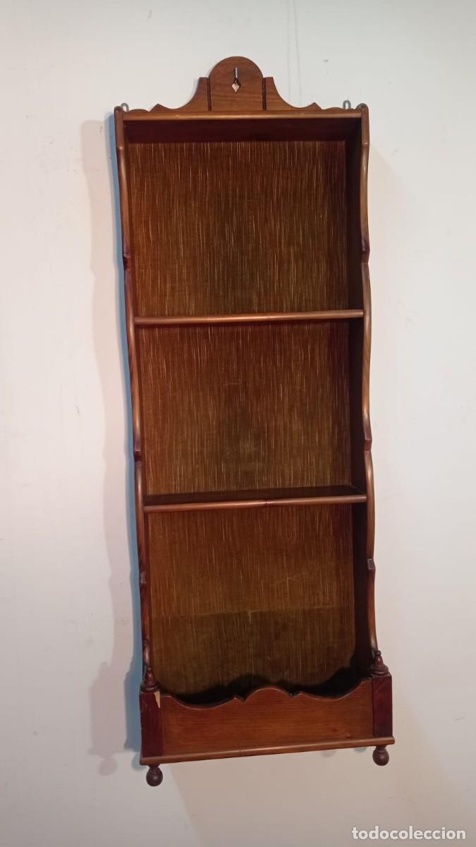 Antig&uuml;edades: Pareja de estanter&iacute;as de colgar. - Foto 10