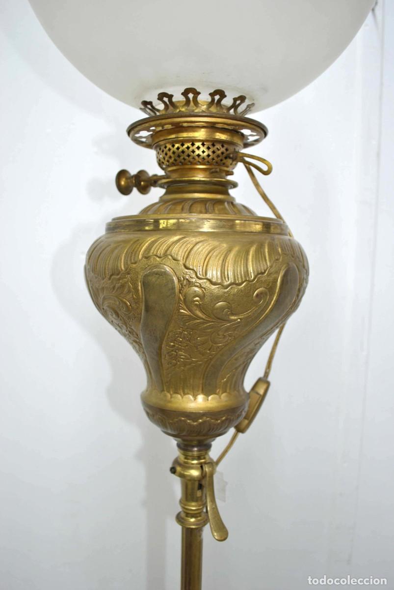 Antig&uuml;edades: L&Aacute;MPARA DE PIE BRONCE Y M&Aacute;RMOL - Foto 6