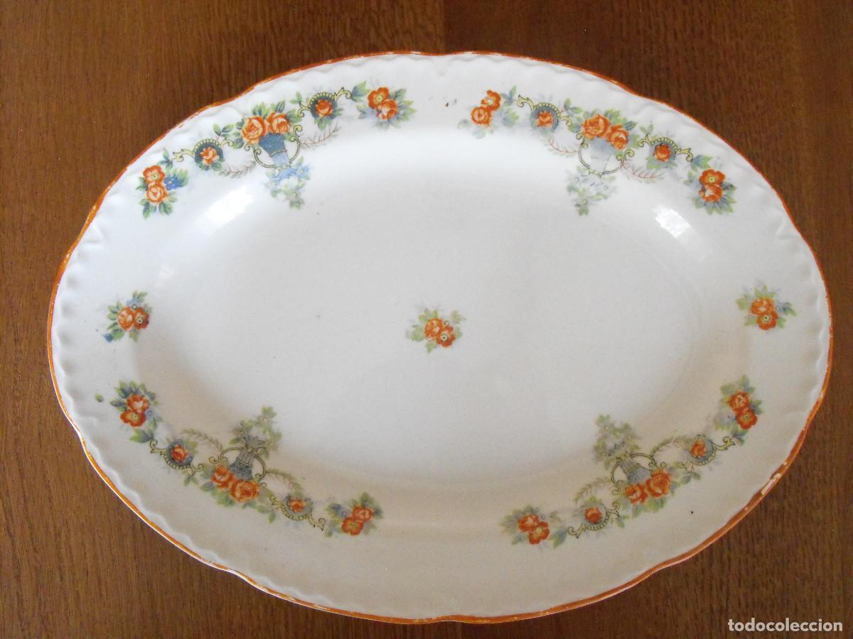 Antig&uuml;edades: Bandeja decorada. IRONSTONE WARE CORONA. 27 cm. de largo. - Foto 1