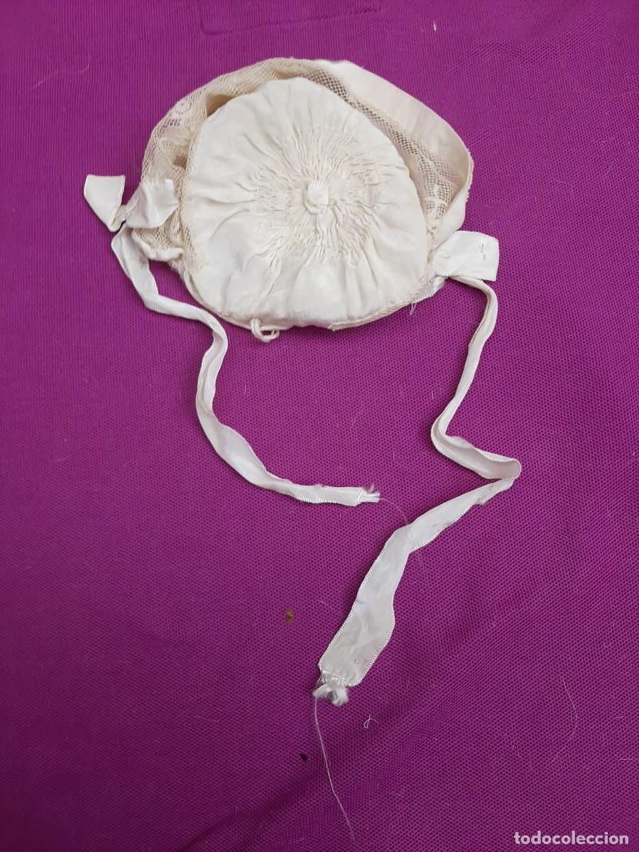Antig&uuml;edades: 3 GORROS ANTIGUOS, DE TULL Y ENCAJE PARA MU&Ntilde;ECAS - Foto 5