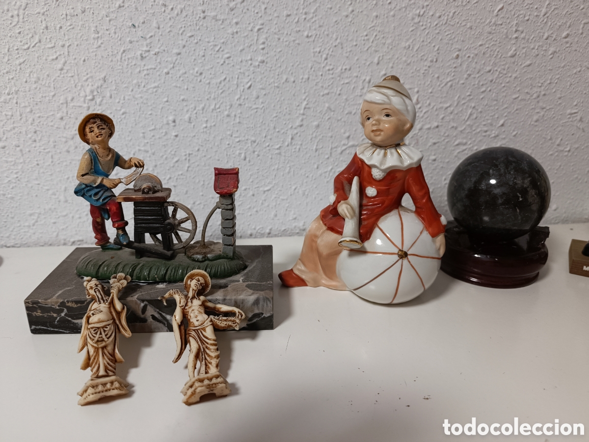 Antig&uuml;edades: CONJUNTO DE FIGURAS DIFERENTES MATERIALES - Foto 2