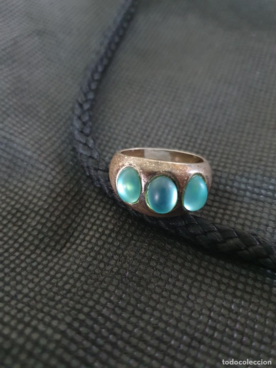 Antig&uuml;edades: Anillo en plata de ley con piedras - Foto 1