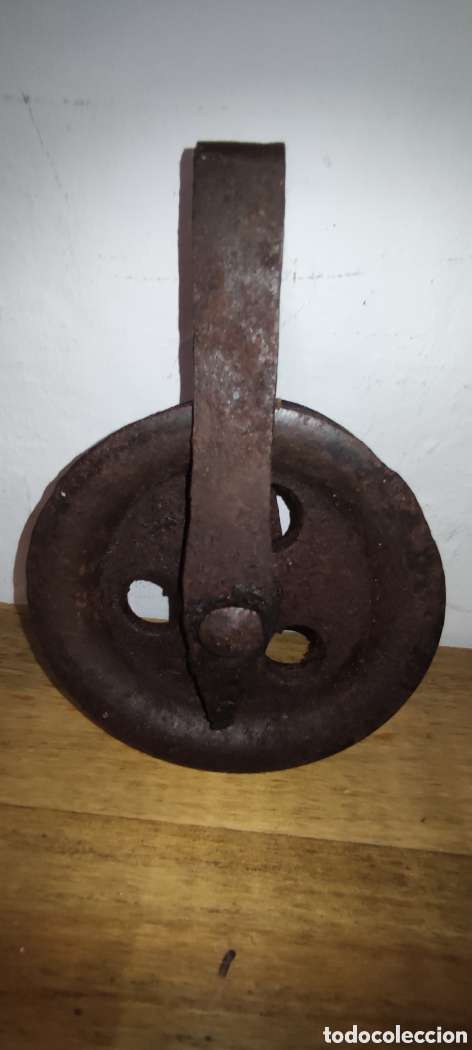 Antig&uuml;edades: Antigua polea de pozo - Foto 5