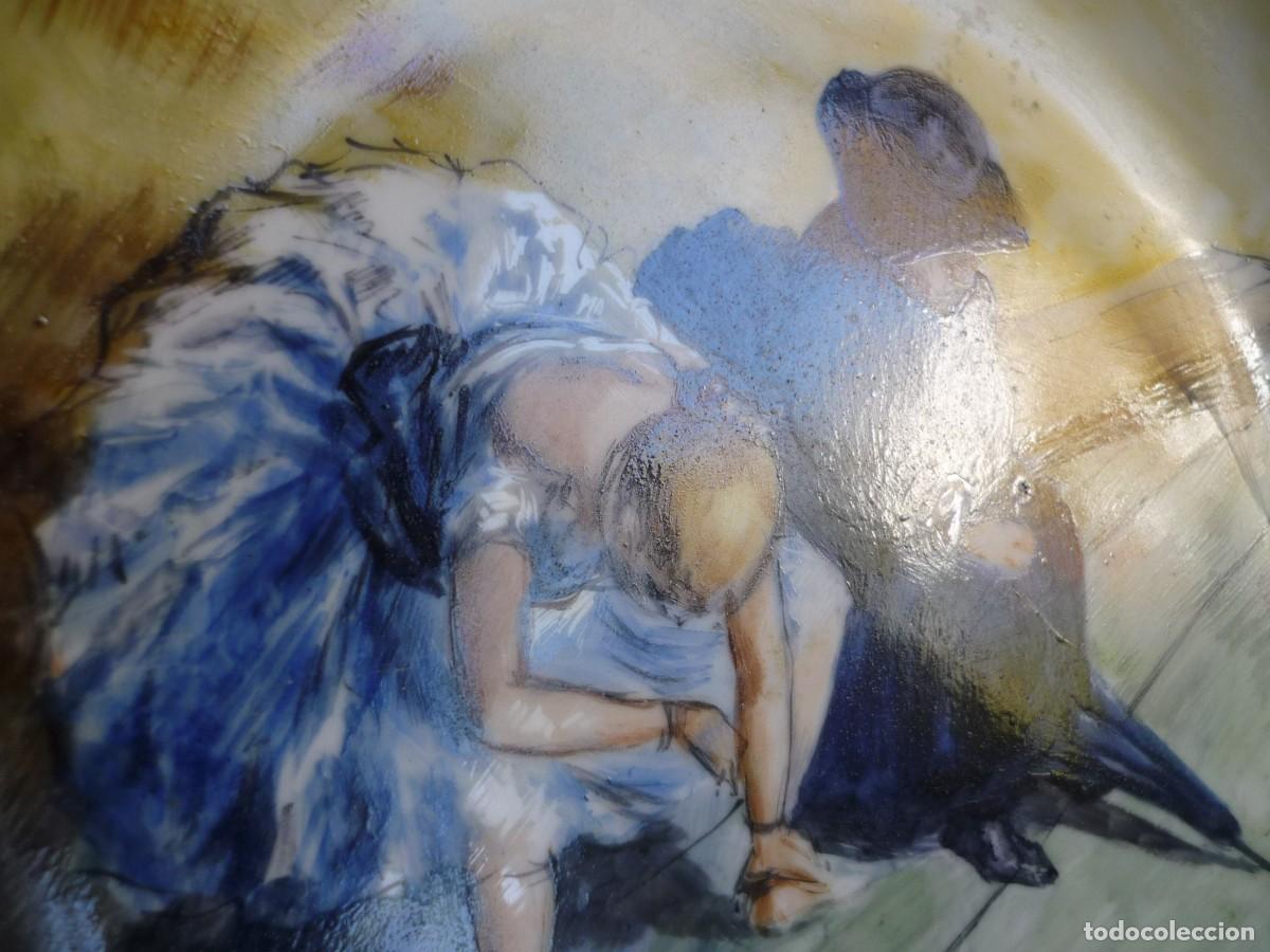 Antig&uuml;edades: Plato con copia pintada a mano de obra de Deg&aacute;s - Foto 2