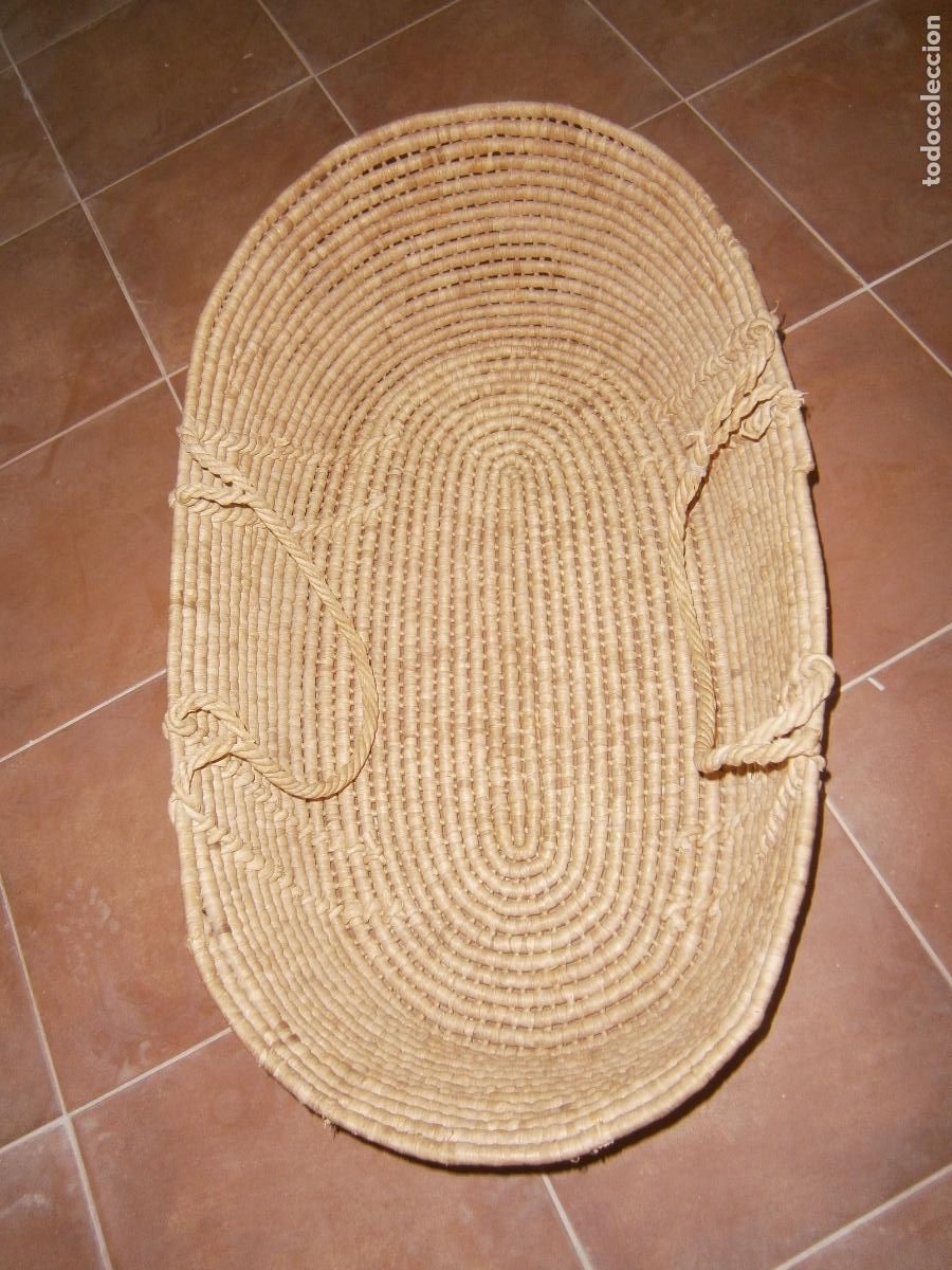 Antig&uuml;edades: ANTIGUA CESTA DE MIMBRE CAPAZO DE BEBE - Foto 3