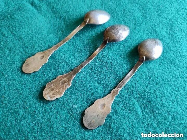 Antig&uuml;edades: CUCHARILLAS CON FLOR EN EL MANGO - ANTIGUAS - Foto 3