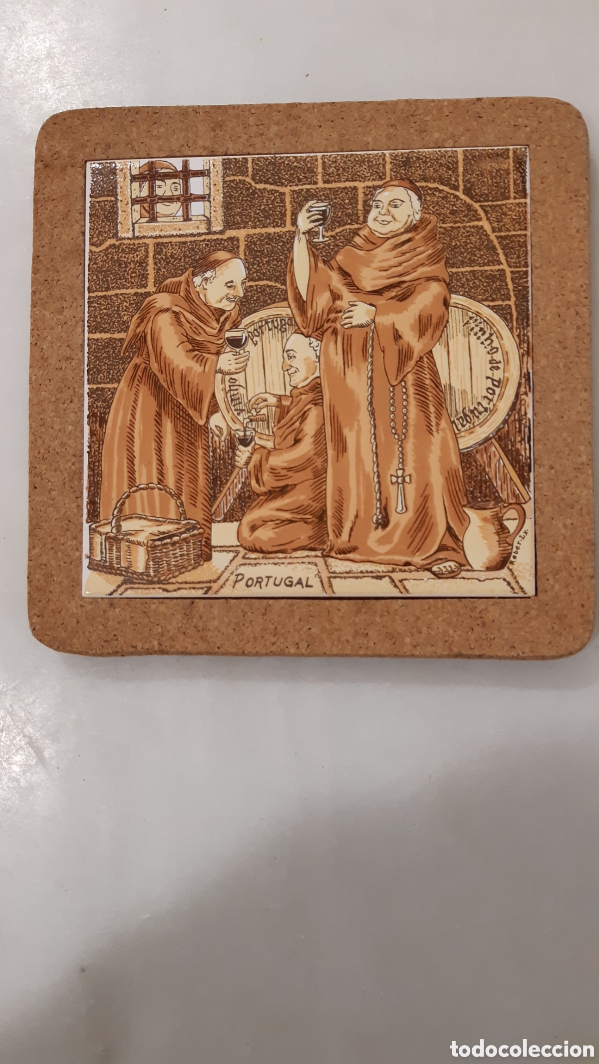 Antig&uuml;edades: Salvamanteles con azulejo - Foto 1