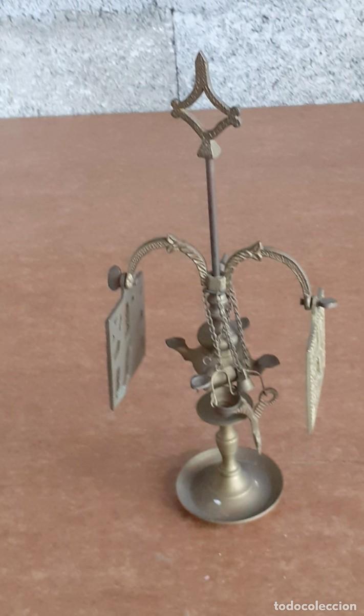 Antig&uuml;edades: QUINQUE lat&oacute;n - 25,5 x 11,5 cm. - Foto 1