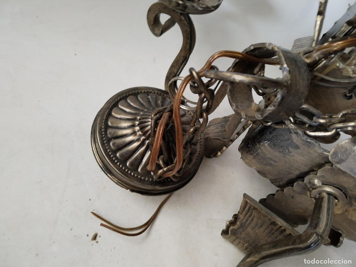 Antig&uuml;edades: lampara de techo en hierro de forja dorada - Foto 7