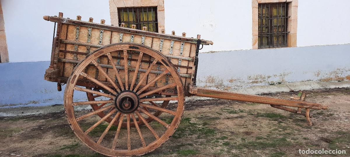 Antig&uuml;edades: CARRO ANTIGUO de madera policromada - Foto 1