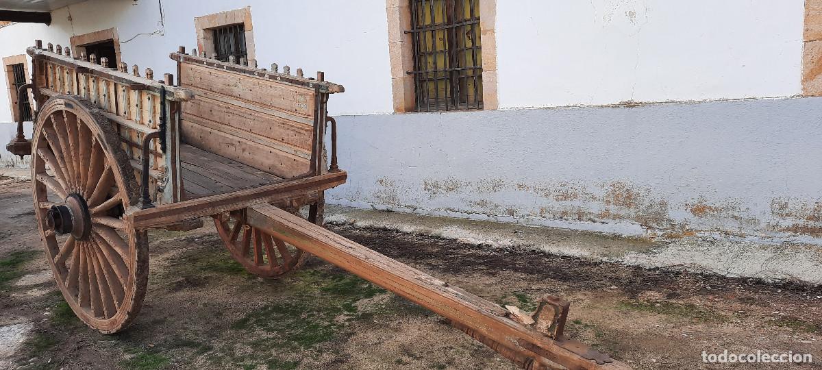 Antig&uuml;edades: CARRO ANTIGUO de madera policromada - Foto 2