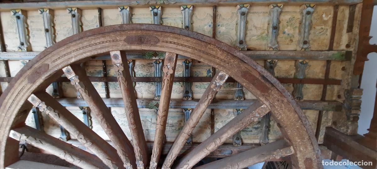 Antig&uuml;edades: CARRO ANTIGUO de madera policromada - Foto 7