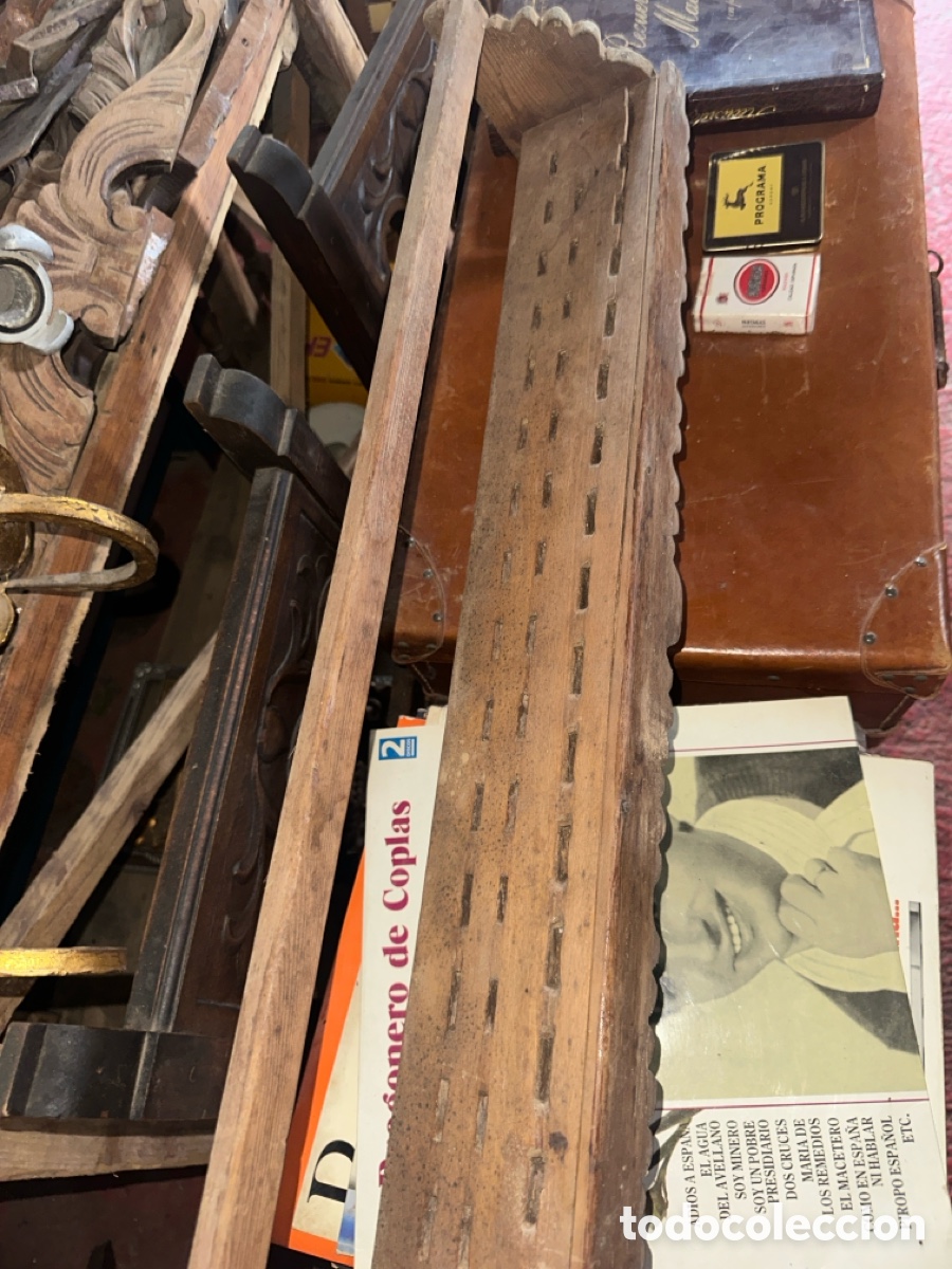 Antig&uuml;edades: Cucharero de madera antiguo tallado - Foto 1