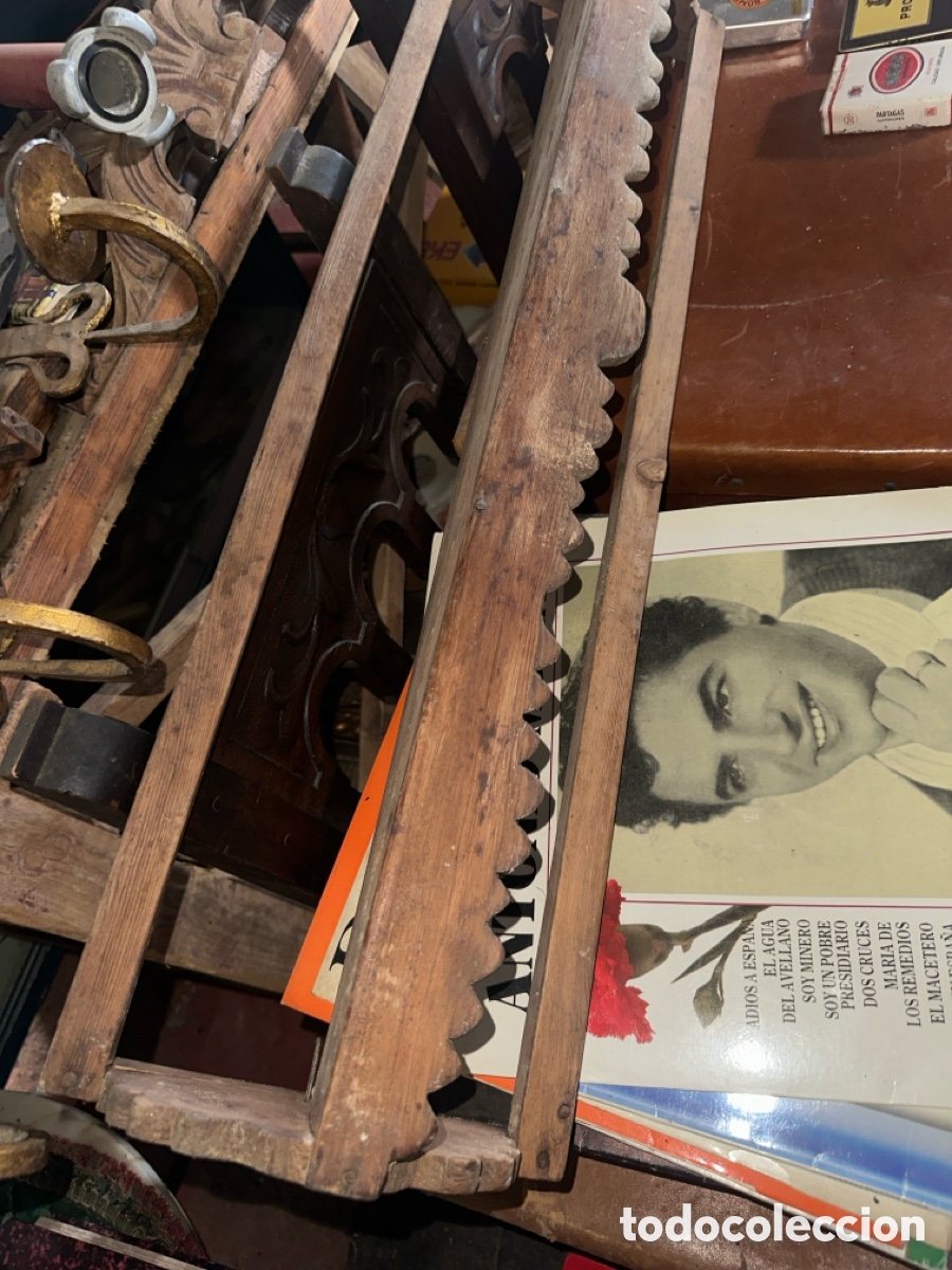 Antig&uuml;edades: Cucharero de madera antiguo tallado - Foto 3