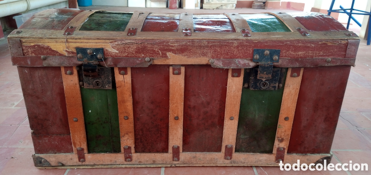 Antig&uuml;edades: Ba&uacute;l antiguo de madera y metal. - Foto 1