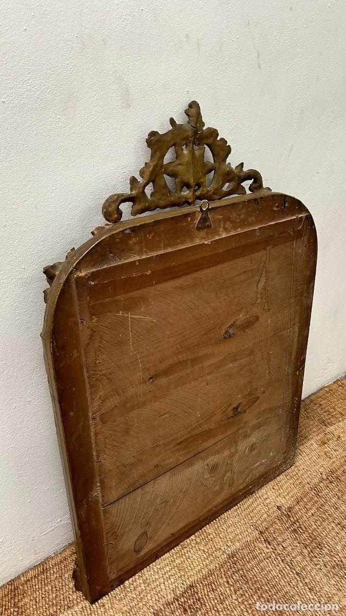 Antig&uuml;edades: Espejo Isabelino con penacho y cristal biselado. - Foto 6