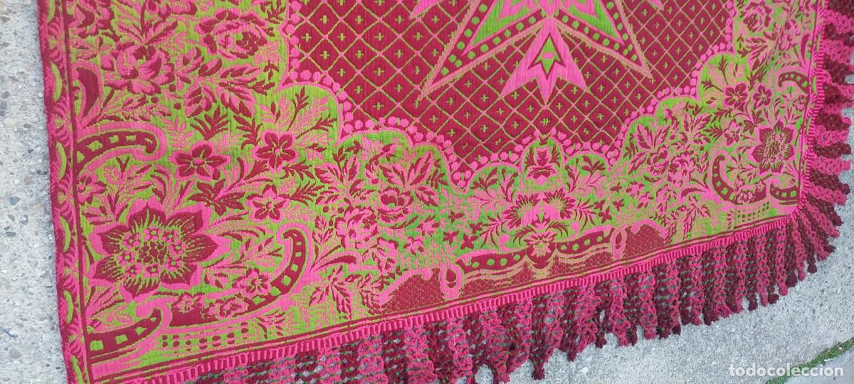 Antig&uuml;edades: Antigua colcha Lorquina reversible - Foto 4