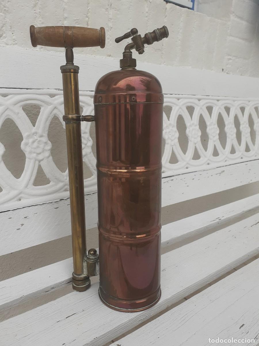Antig&uuml;edades: Pulverizador en cobre - Foto 1