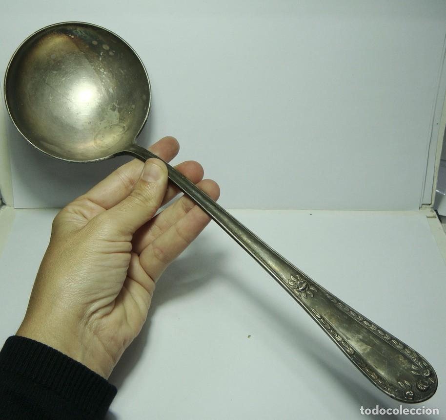 Antig&uuml;edades: Cuchar&oacute;n y Cazo antiguos. Alpaca. - Foto 2