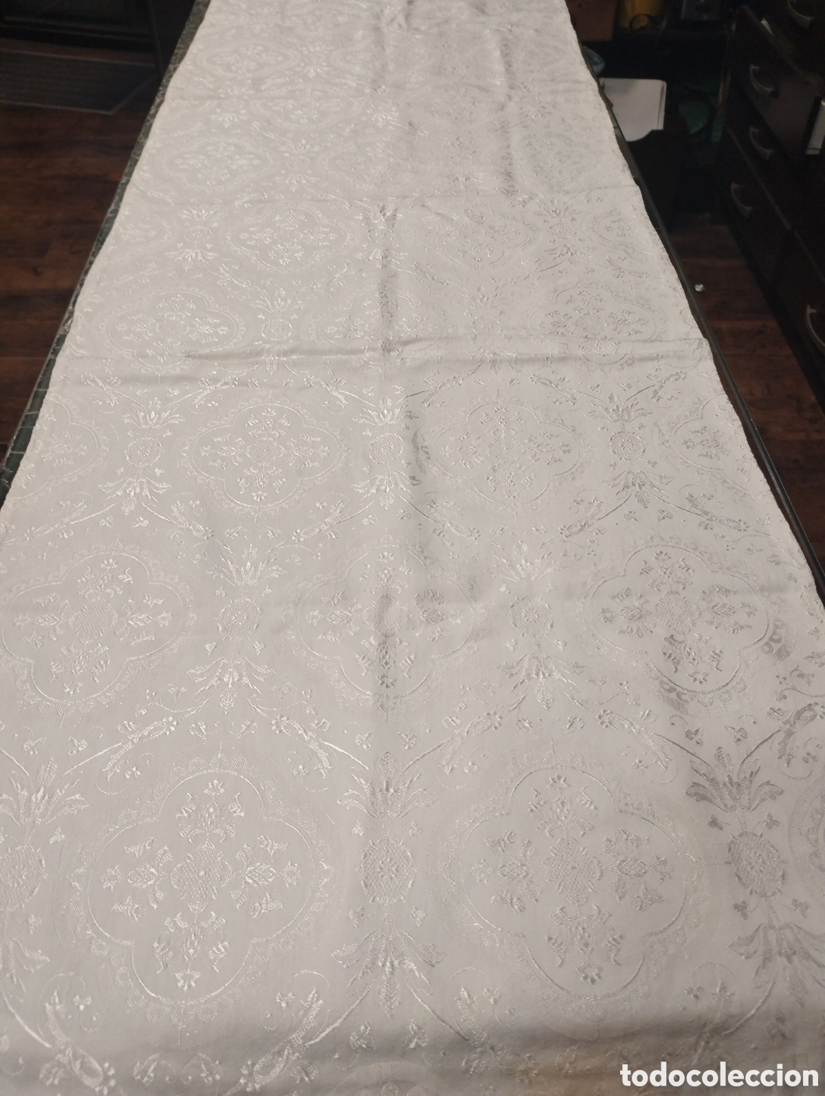 Antig&uuml;edades: Pieza de ropa trabajada para altar - Foto 1