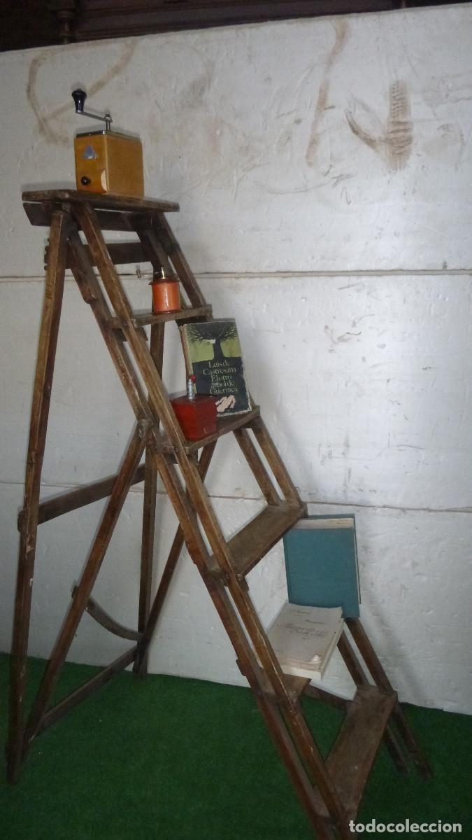 Antig&uuml;edades: ANTIGUA ESCALERA BIBLIOTECA - Foto 1