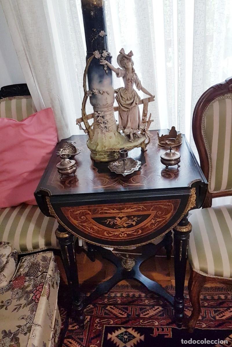 Antig&uuml;edades: Mesa de Marqueter&iacute;a Estilo Luis XVI - Foto 12