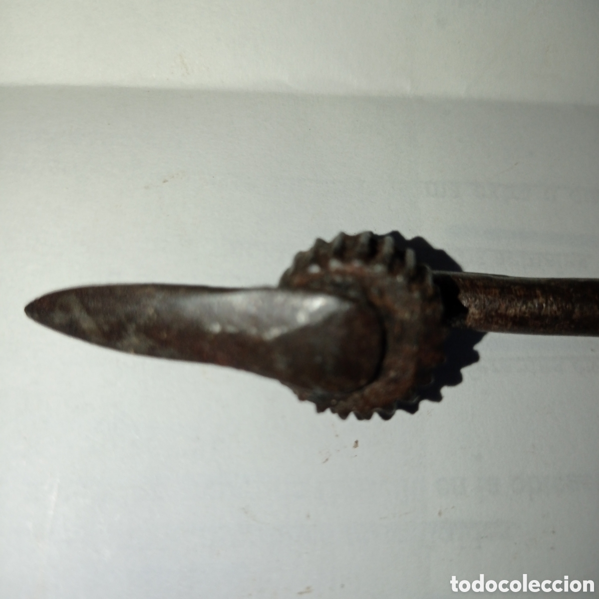 Antig&uuml;edades: ABRELATAS MUY PRIMITIVO Y SIMPLE - Foto 3